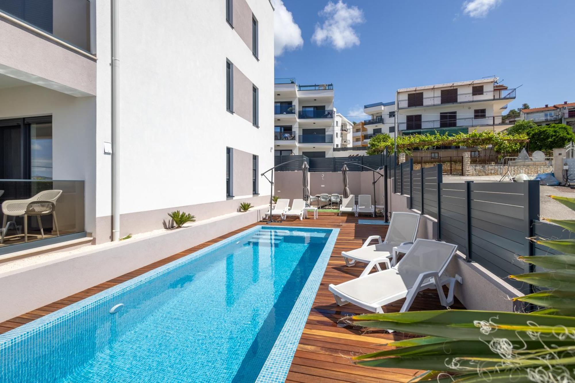 Adriatic Garden Apartments オクルグ・ゴルニ エクステリア 写真