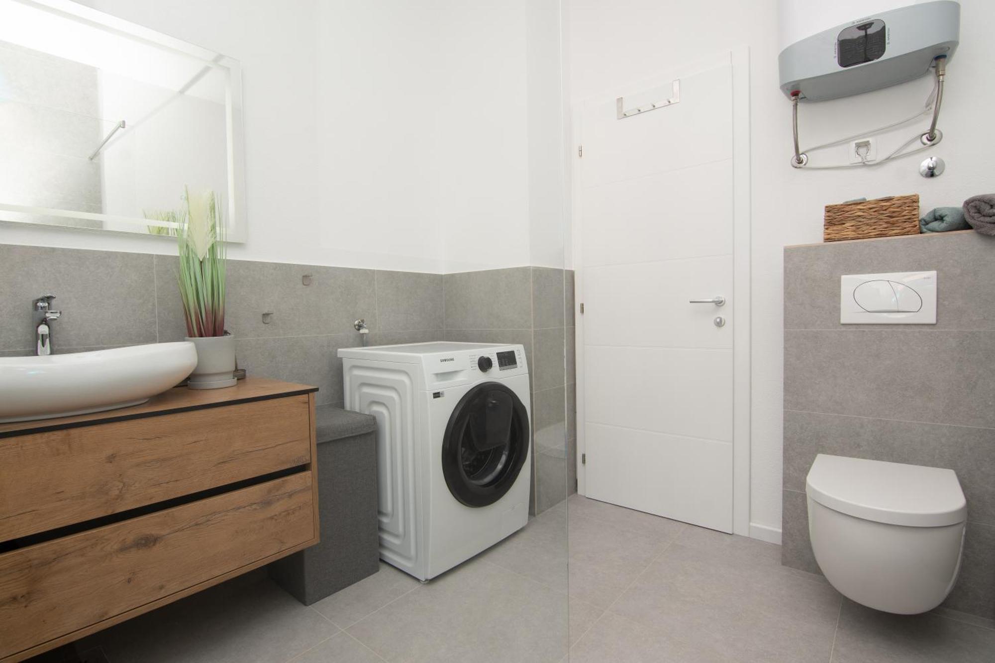Adriatic Garden Apartments オクルグ・ゴルニ エクステリア 写真